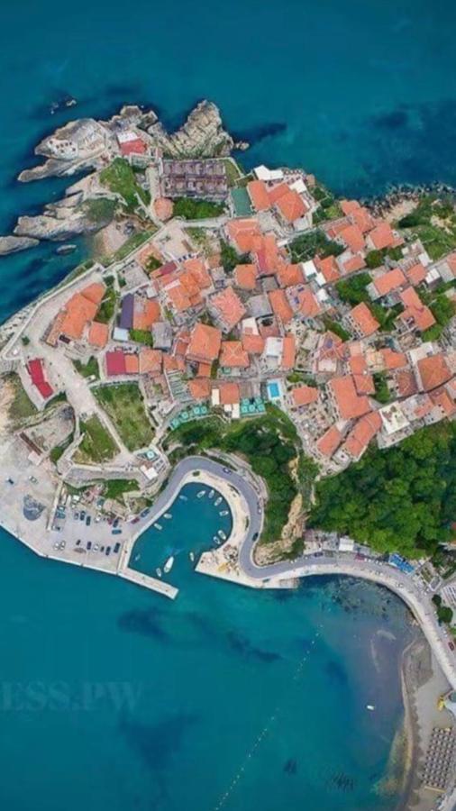 Apartments Gusar Улцин Екстериор снимка