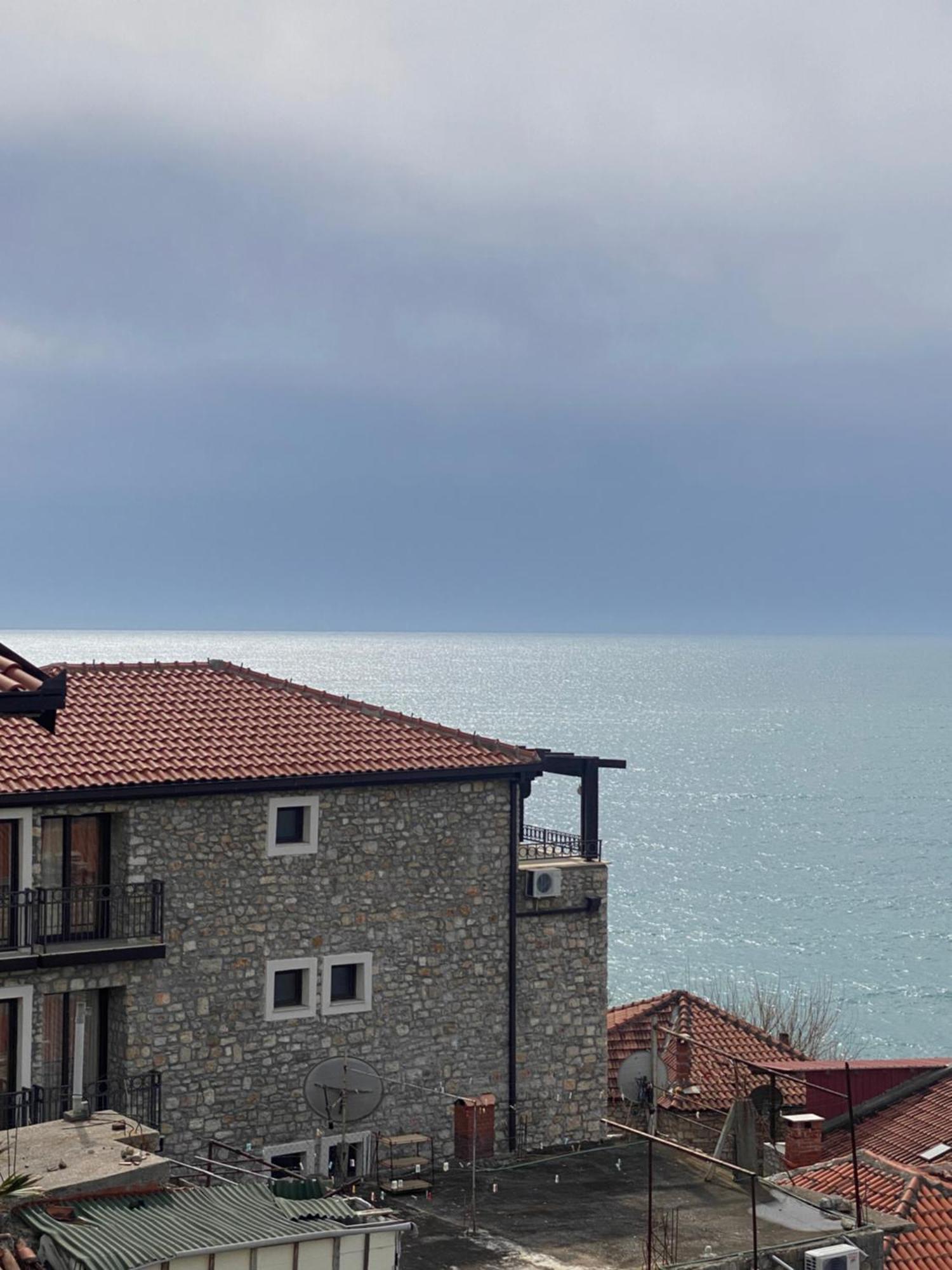 Apartments Gusar Улцин Екстериор снимка