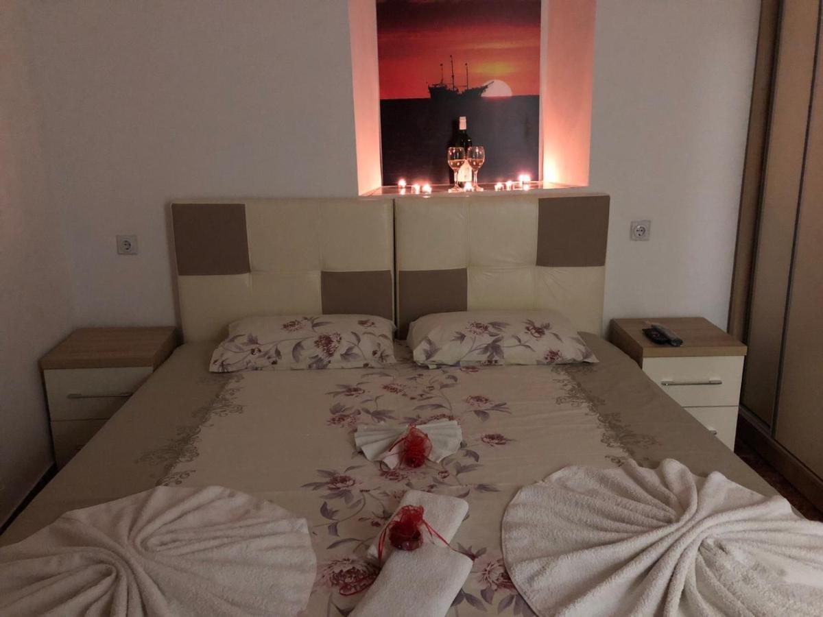 Apartments Gusar Улцин Екстериор снимка